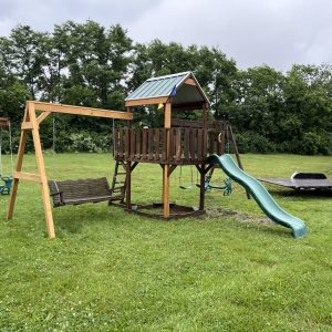 PRE-OWNED "Family Fun" 5 ft Deck